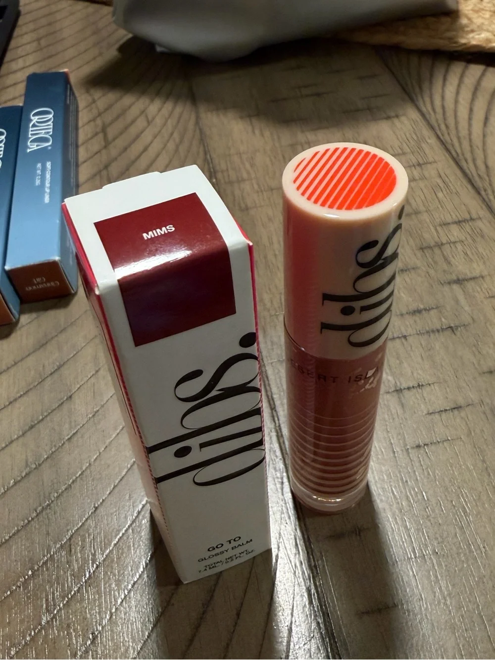 Dibs Go to Glossy Balm- Shade Mims NWT